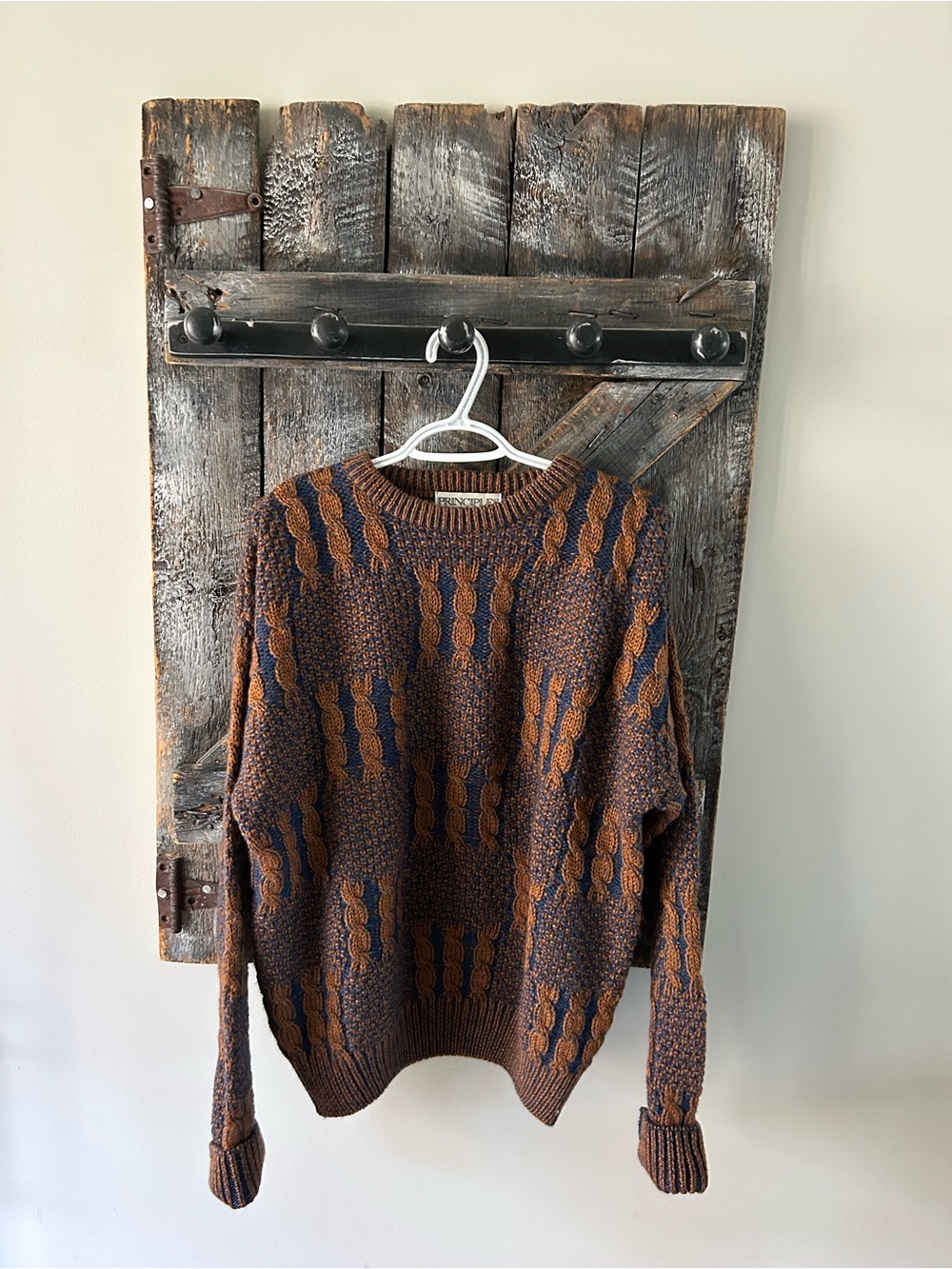 Men's Vintage Principles Crewneck Cable-Pattern Sweater in Brown & Navy